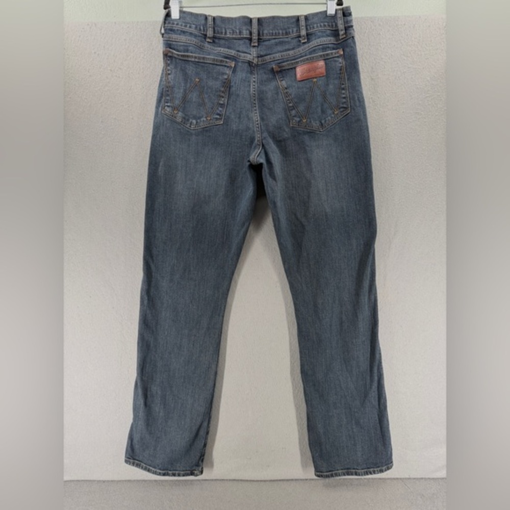 Wrangler Relaxed Fit Bootcut Jeans Mens 33x36 Blue Retro Fall City Wash Western - Picture 4 of 12